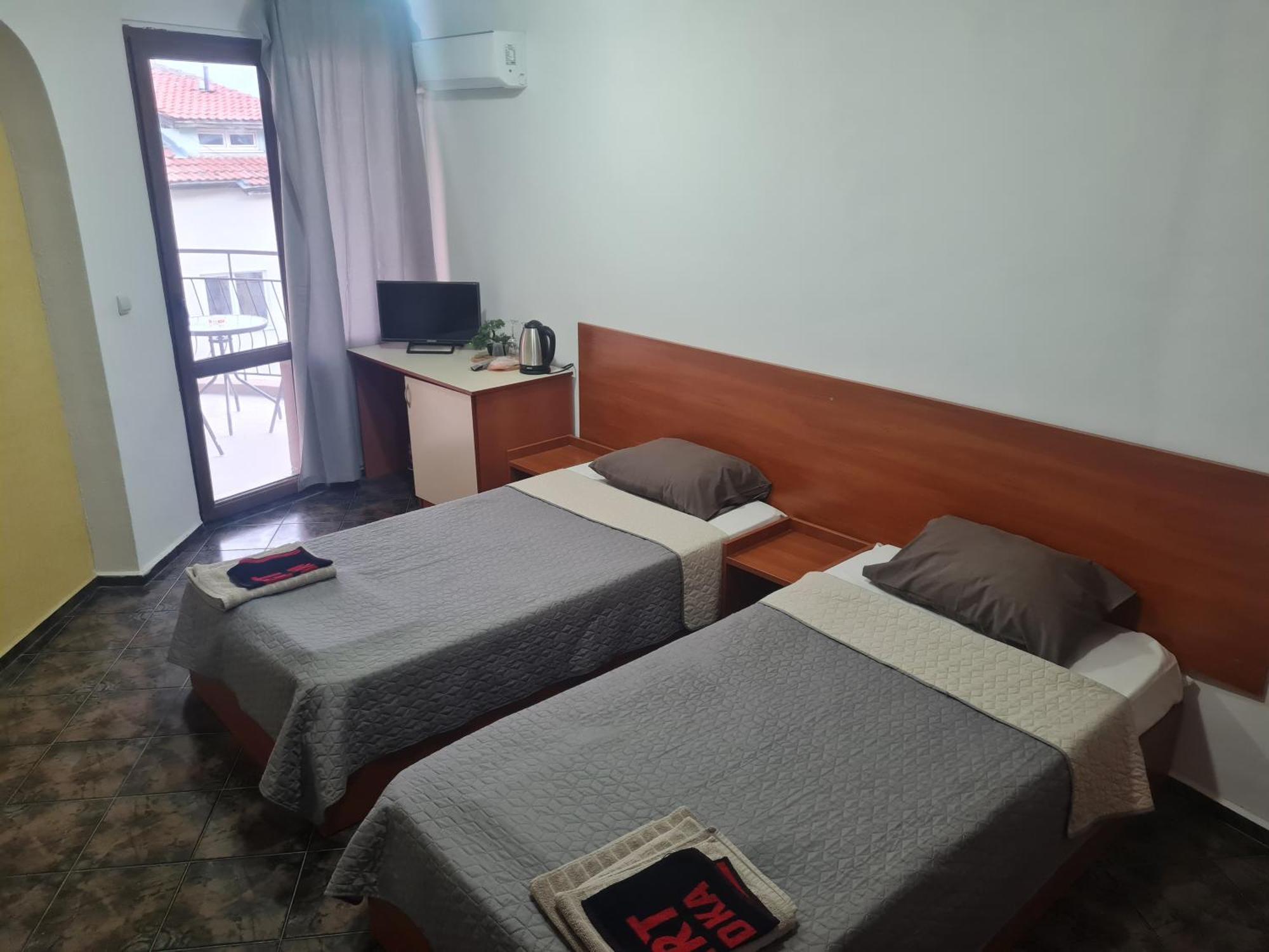 Алми Almi Hotel Свети Влас Екстериор снимка