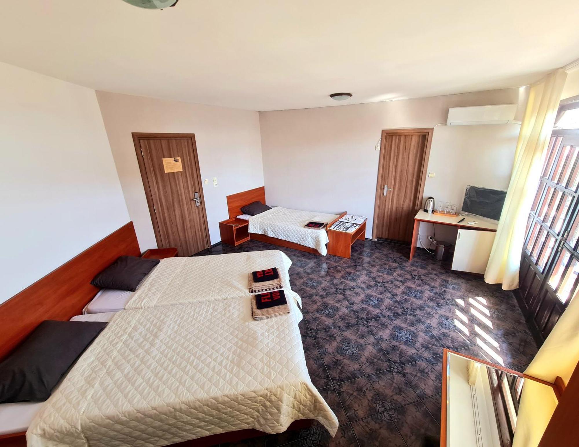Алми Almi Hotel Свети Влас Екстериор снимка
