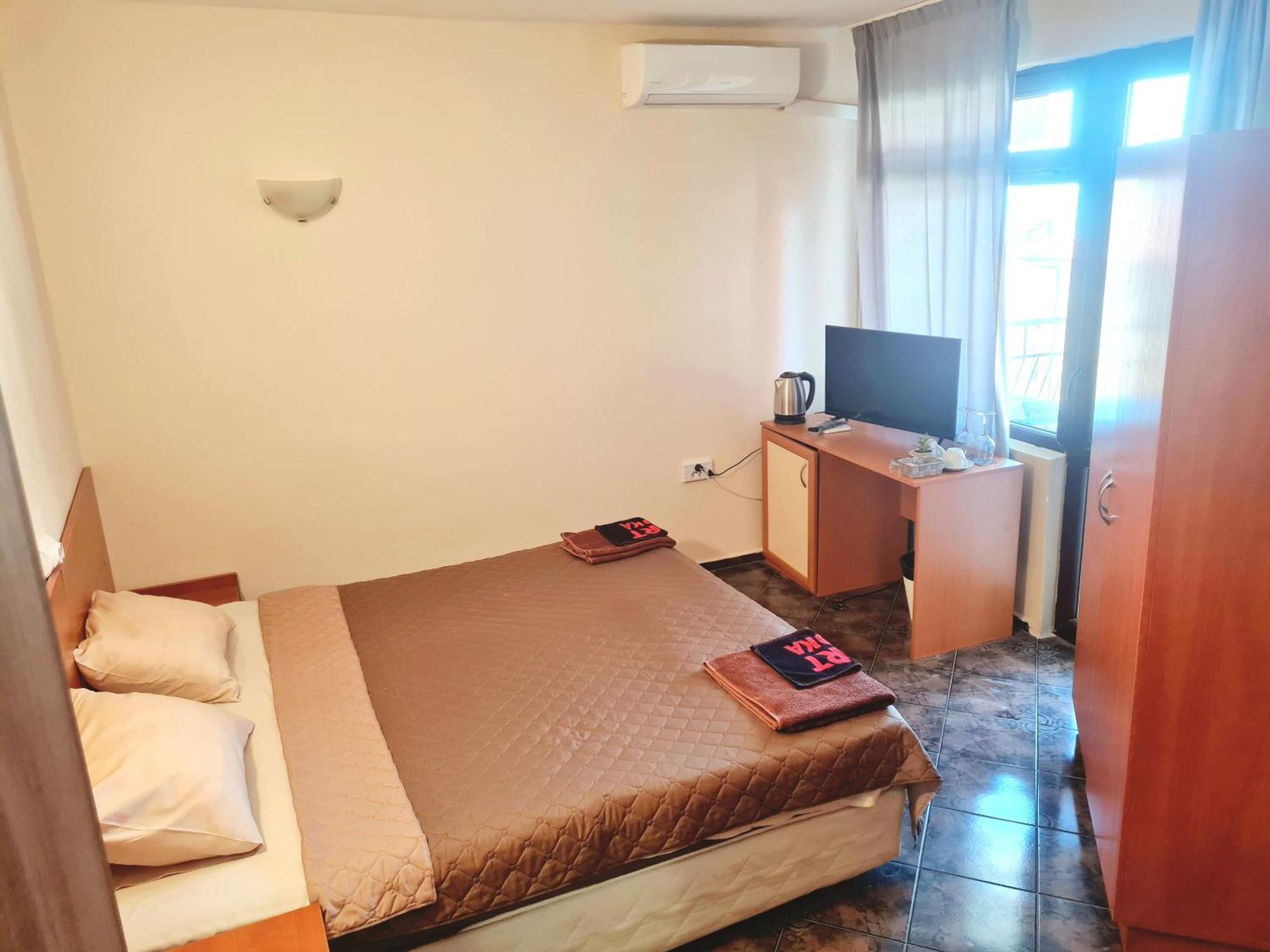Алми Almi Hotel Свети Влас Екстериор снимка