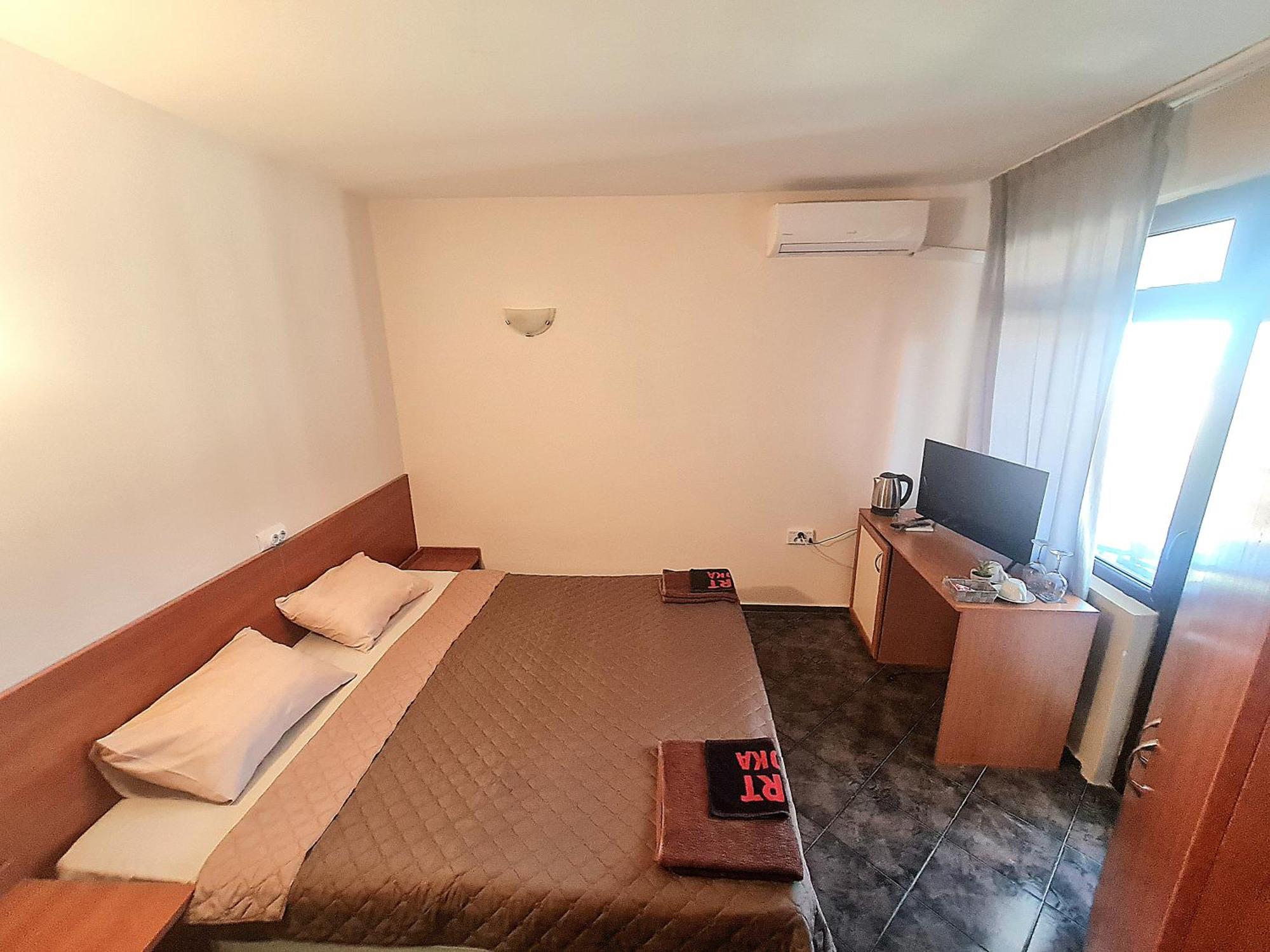 Алми Almi Hotel Свети Влас Екстериор снимка